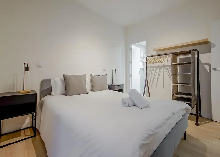 Cozy&New Apartment Para 6Pax En La Plaza De Tirso - Madrid E1