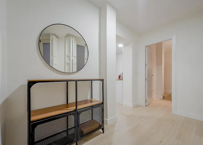 Cozy&New Apartment Para 6Pax En La Plaza De Tirso - Madrid E1