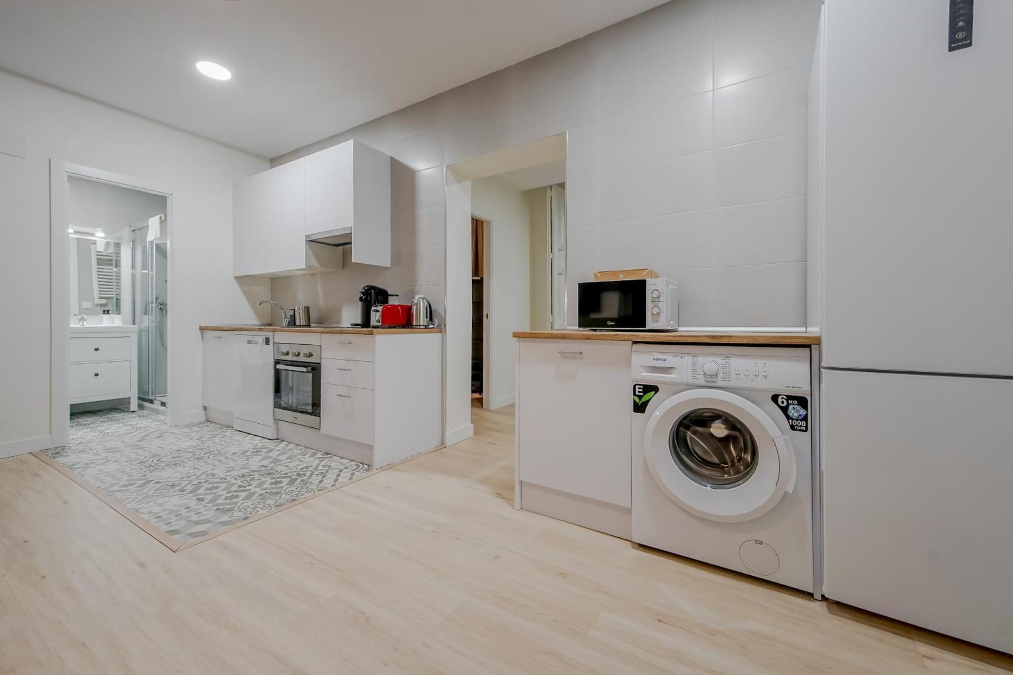 Apartment Cozy&new 6pax En La Plaza De Tirso - E1 *