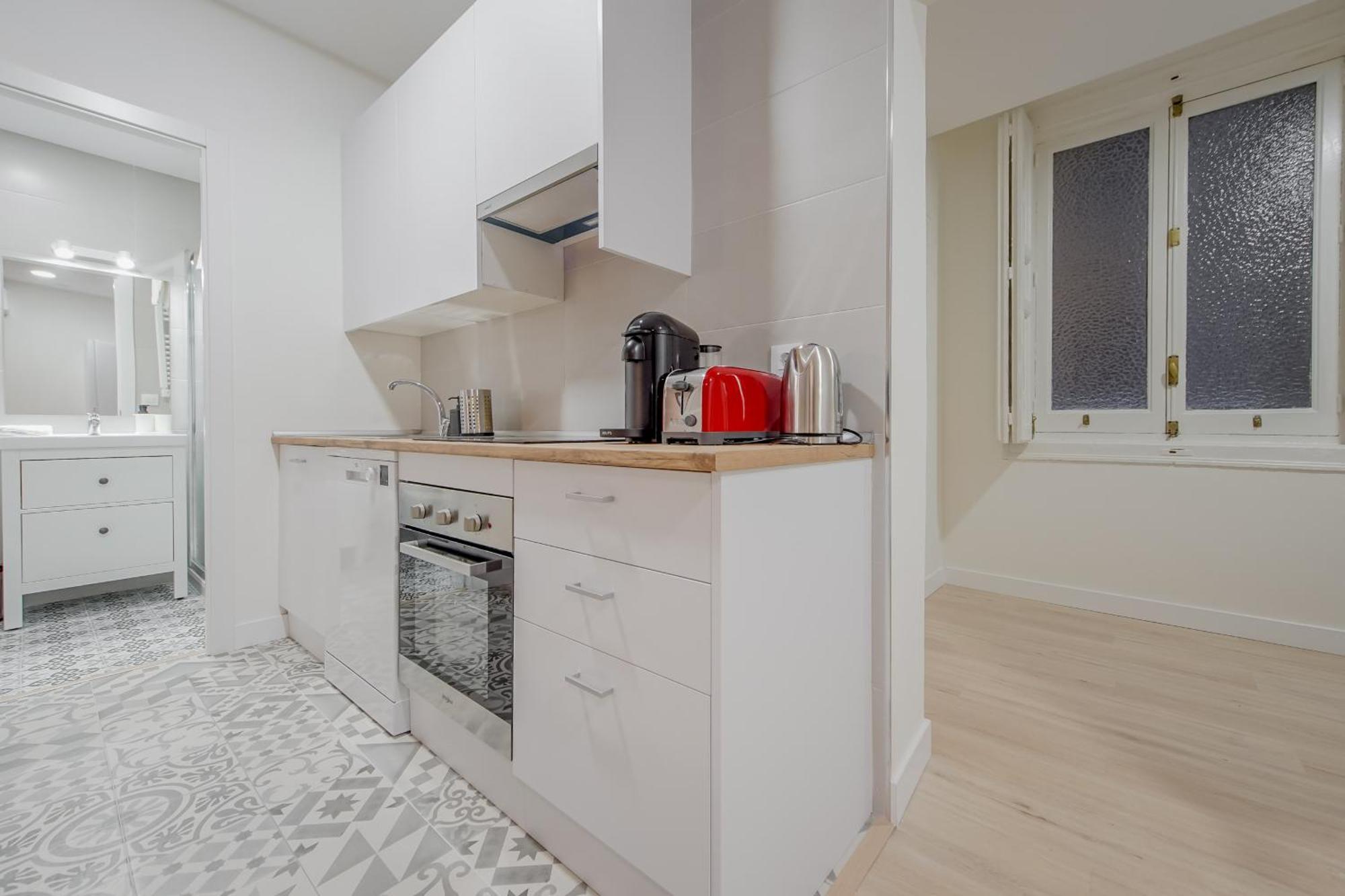 Cozy&new 6pax En La Plaza De Tirso - E1 *